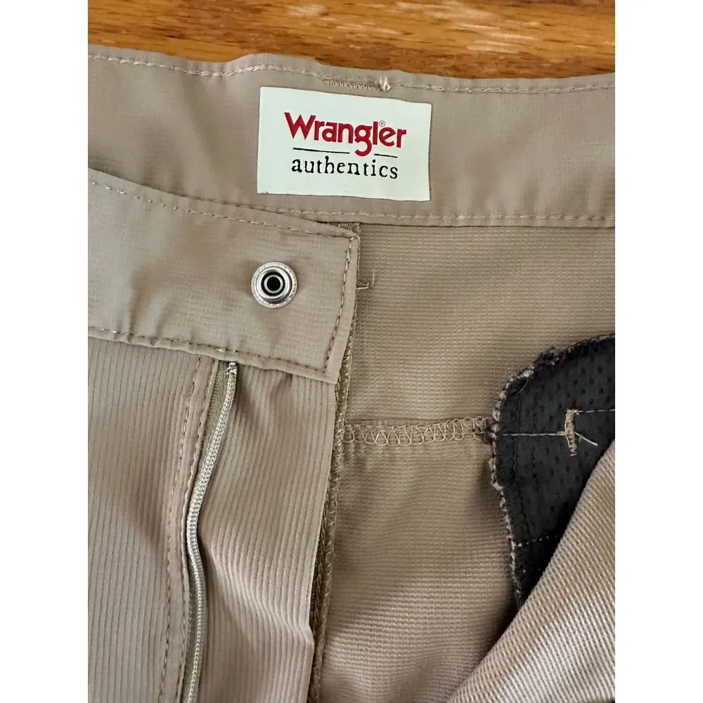 Wrangler Shorts‎ Men's Size 48